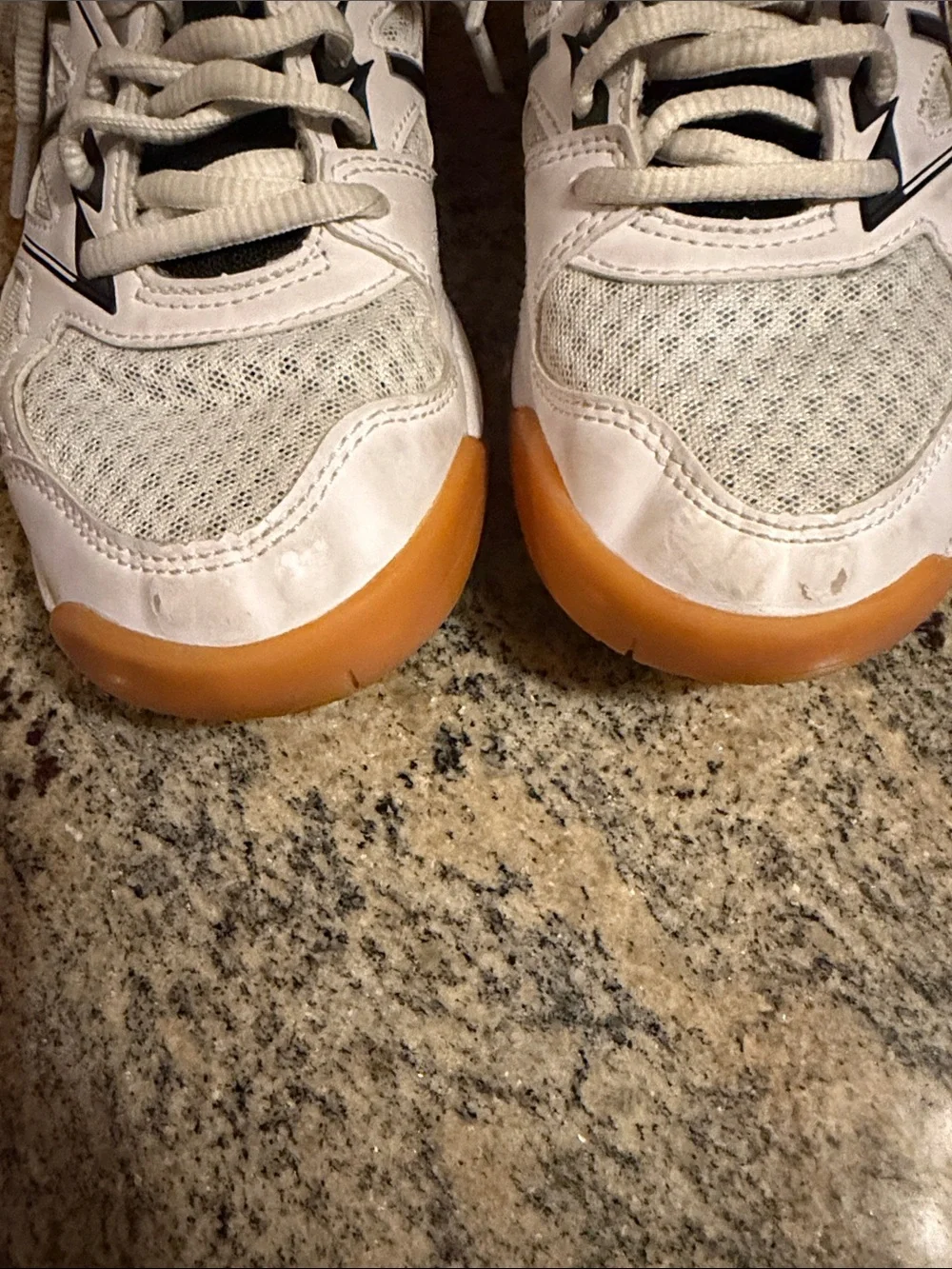 Aasics Upcourt 4 Girls Volleyball Shoes